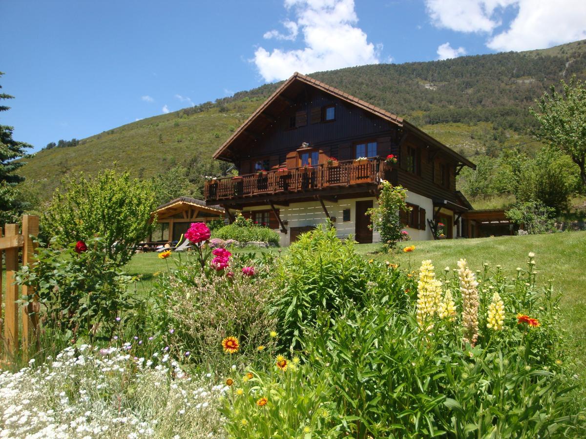 Chambres D'Hotes Le Genepi Valdeblore Exteriér fotografie
